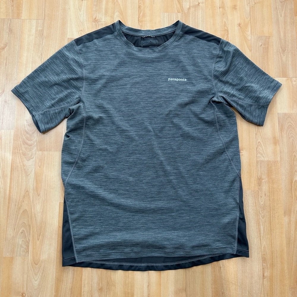 Patagonia Men's Airchaser Shirt (Size Small, Gray) - Versatile Activewear
